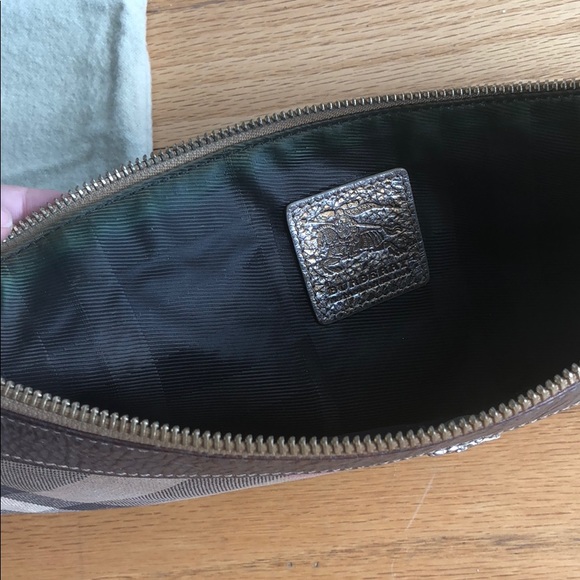 BURBERRY NOVA CHECK WRISTLET CLUTCH BAG - Picture 8 of 8